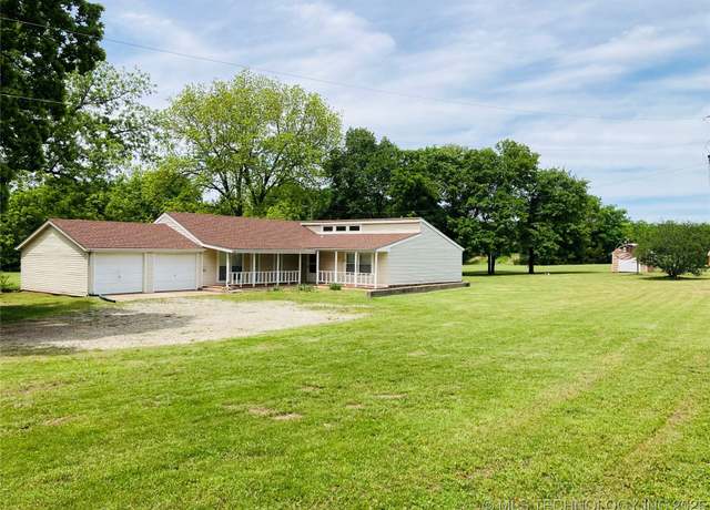 Property at 3814 E Dripping Springs Rd, Cushing, OK 74023, 5 beds, 3 baths