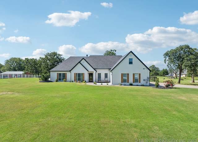 Property at 6350 W 131st St S, Sapulpa, OK 74066, 3 beds, 2.5 baths