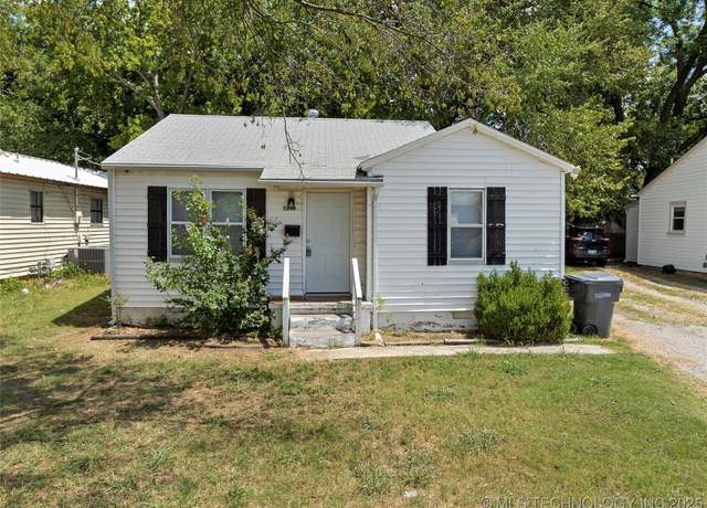 Property at 1218 G St NW, Ardmore, OK 73401, 2 beds, 1 bath