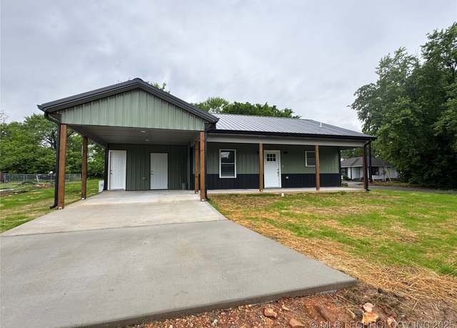Property at 1677 S 1st St, Westville, OK 74965, 3 beds, 2 baths