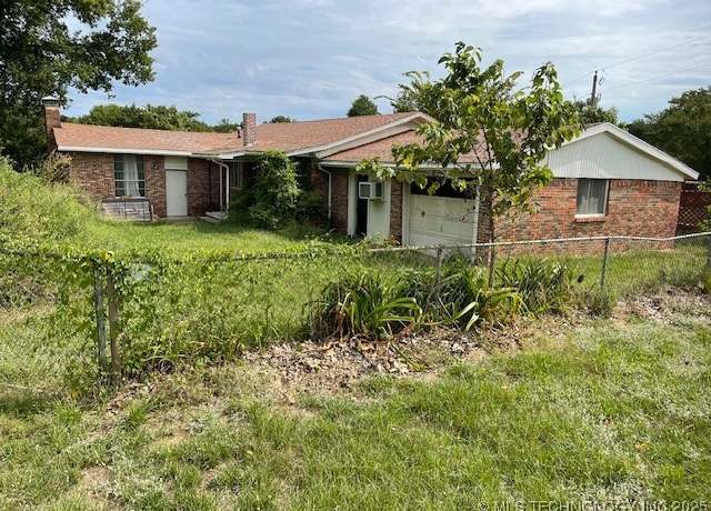 Property at 624 Sunshine, Durant, OK 74701, 3 beds, 2 baths