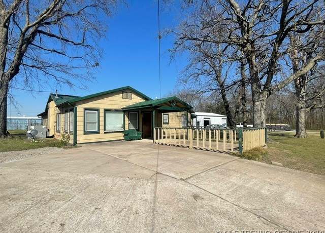 Property at 32037 E 685 Ct, Wagoner, OK 74467, 2 beds, 1.5 baths
