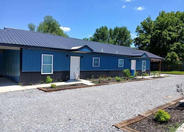 Property at 168 E Doughty St, Colcord, OK 74338, 2 beds, 1 bath