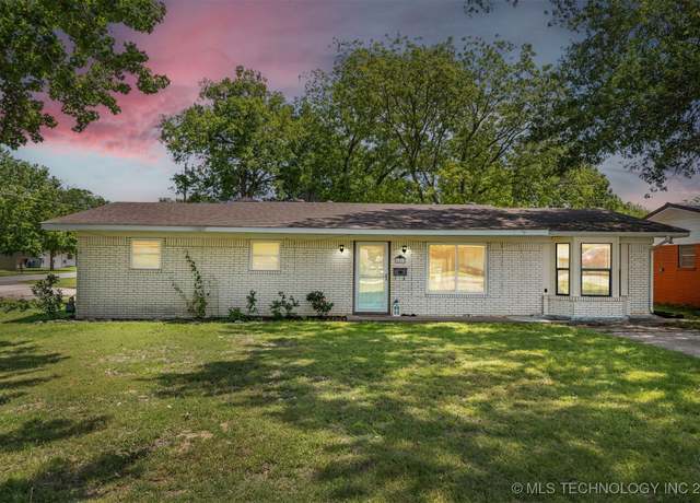 Property at 601 S White Ave, Wagoner, OK 74467, 4 beds, 1.5 baths