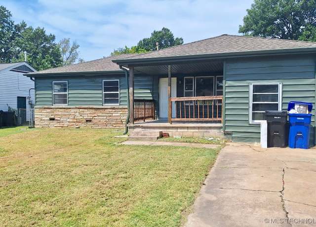 Property at 310 S 8th St, Broken Arrow, OK 74012, 3 beds, 1.5 baths