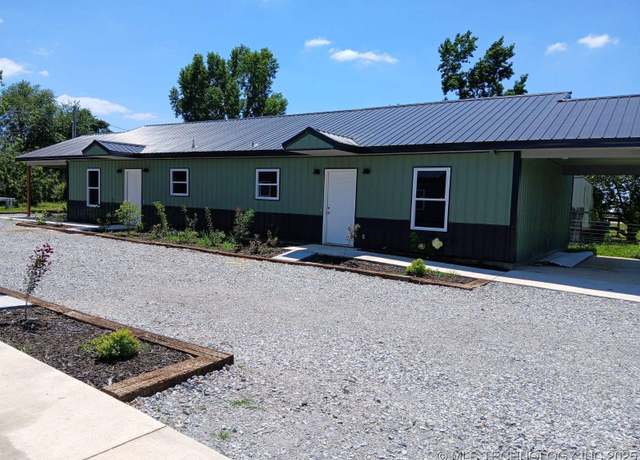 Property at 180 E Doughty St, Colcord, OK 74338, 2 beds, 1 bath