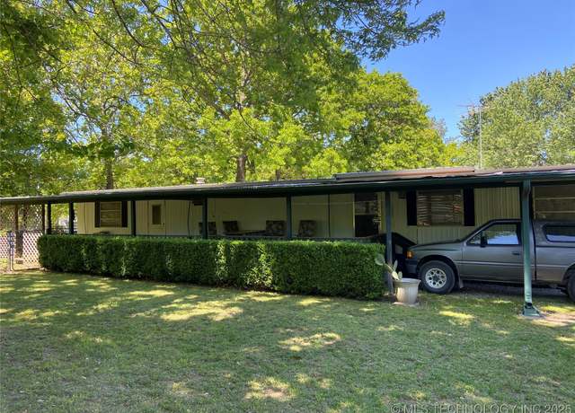 Property at 853 N 2nd St, Eucha, OK 74342, 3 beds, 1 bath