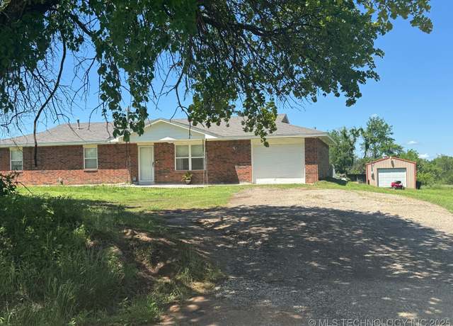 Property at 35617 W 261st St S, Bristow, OK 74010, 4 beds, 2 baths