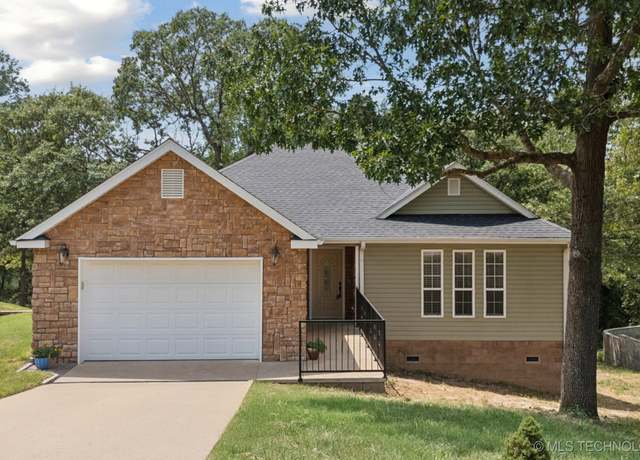 Property at 1017 Mayfield Rd, Sand Springs, OK 74063, 3 beds, 2 baths