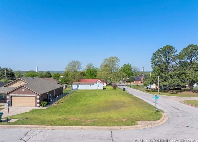 Property at 1340 E Grayson Ave, Sapulpa, OK 74066