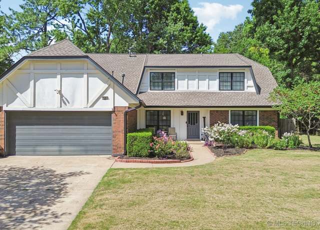 Property at 538 Meadowood Dr, Broken Arrow, OK 74011, 4 beds, 2.5 baths