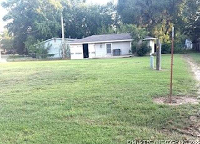 Property at 203 W 9th St, Claremore, OK 74017