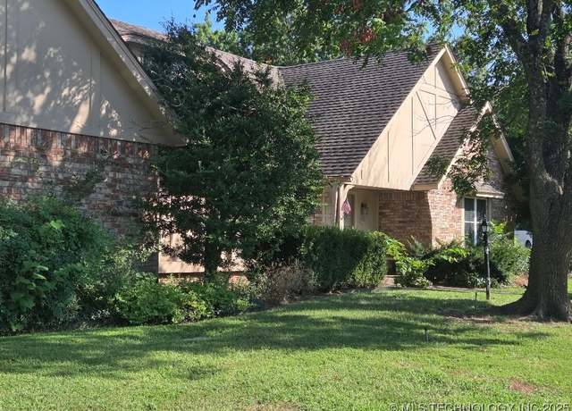 Property at 6307 S 72nd East Ave E, Tulsa, OK 74133, 4 beds, 2.5 baths