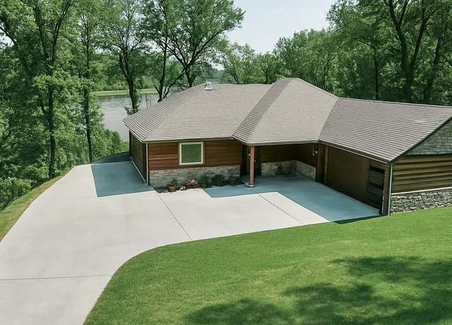 Property at 117051 S 4238 Rd, Eufaula, OK 74432, 2 beds, 2 baths