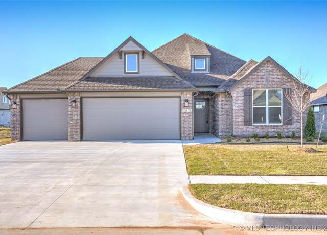 Property at 23192 E 106th St S, Broken Arrow, OK 74014, 3 beds, 2 baths
