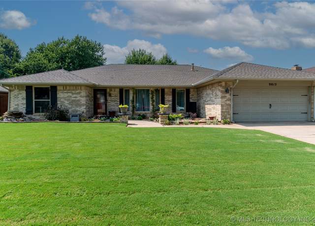 Property at 9813 Skylark Rd, Oklahoma City, OK 73162, 4 beds, 2.5 baths
