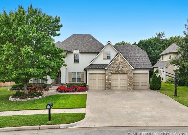 Property at 11220 S 72nd EastAvenue, Bixby, OK 74008, 5 beds, 4.5 baths