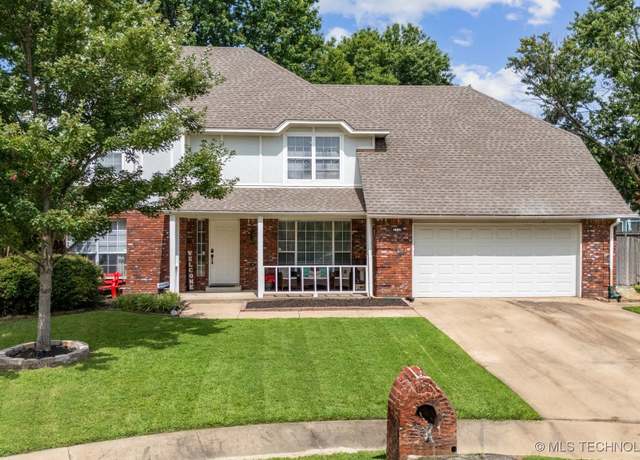 Property at 2310 W Waco Ct, Broken Arrow, OK 74011, 4 beds, 3 baths