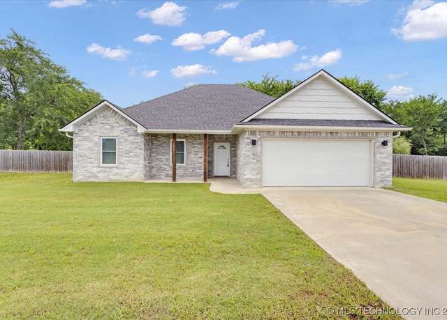 Property at 153 Founders Ln, Durant, OK 74701, 3 beds, 2 baths