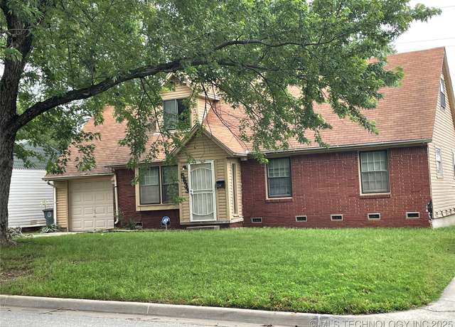 Property at 5633 N Garrison Pl, Tulsa, OK 74126, 3 beds, 2 baths