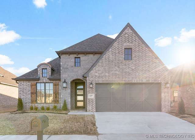 Property at 6257 S 92nd EastAvenue, Tulsa, OK 74133, 3 beds, 2.5 baths