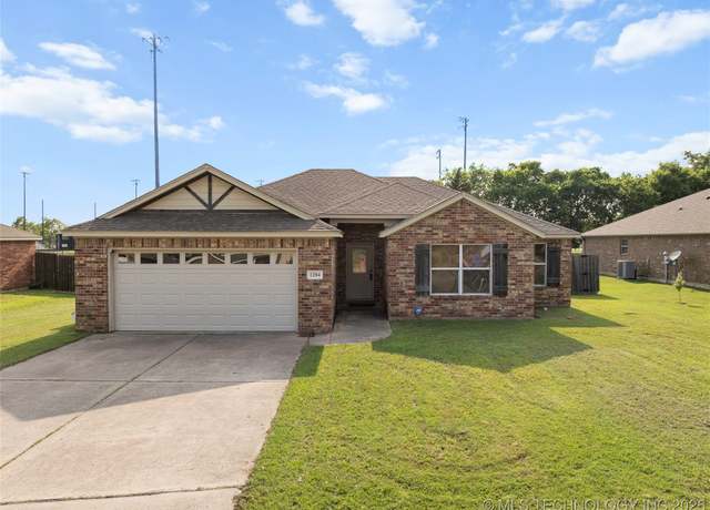 Property at 1204 Gantt, Marietta, OK 73448, 4 beds, 2 baths