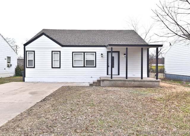 Property at 1021 N Gary Pl, Tulsa, OK 74110, 3 beds, 2 baths