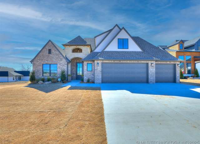 Property at 2512 E 135th Dr S, Bixby, OK 74008, 4 beds, 3.5 baths