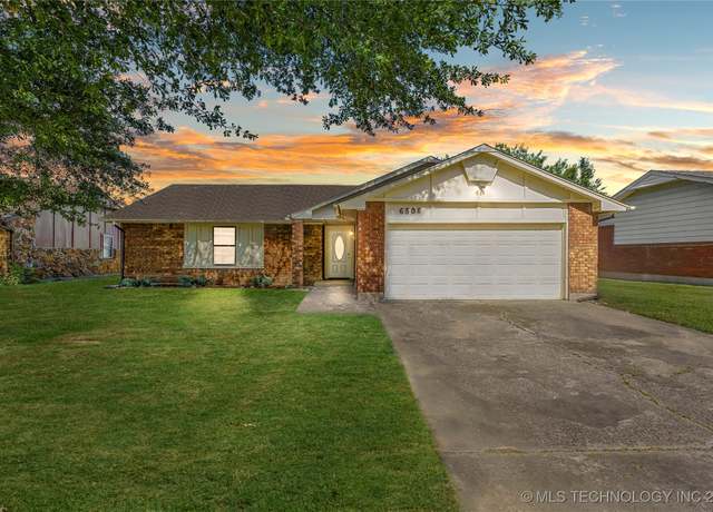 Property at 6508 S 32nd WestAvenue, Tulsa, OK 74132, 3 beds, 2 baths