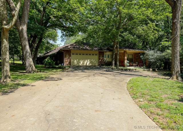 Property at 9015 N 184th EastAvenue, Owasso, OK 74055, 4 beds, 3.5 baths