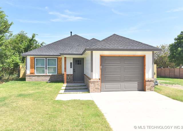 Property at 1135 E Zion St, Tulsa, OK 74106, 3 beds, 2 baths