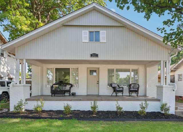 Property at 1911 E 13th Pl, Tulsa, OK 74104, 3 beds, 2 baths