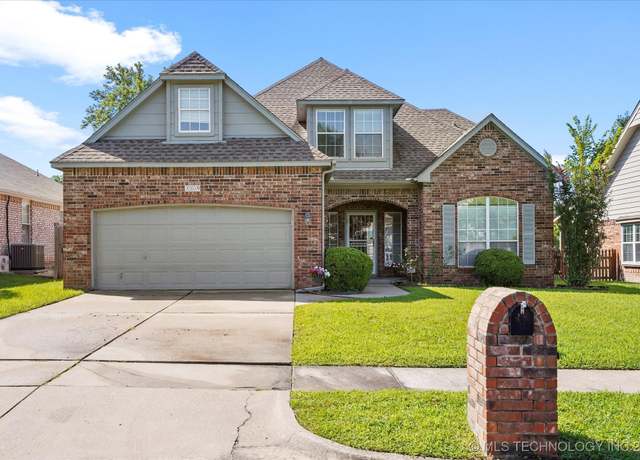 Property at 3309 W Freeport St, Broken Arrow, OK 74012, 4 beds, 2.5 baths