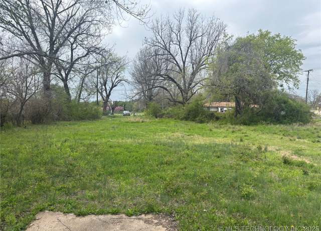 Property at 1109 S 23rd St, Muskogee, OK 74401