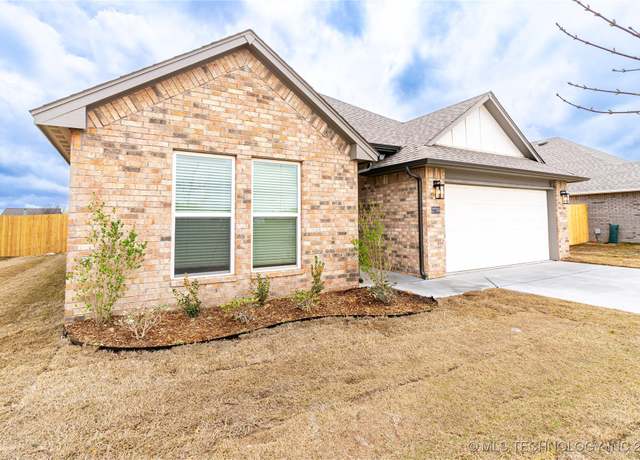 Property at 27790 E 109th Pl S, Coweta, OK 74429, 3 beds, 2 baths