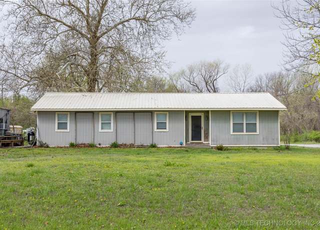 Property at 725 N 260 Rd, Mounds, OK 74047, 4 beds, 2 baths