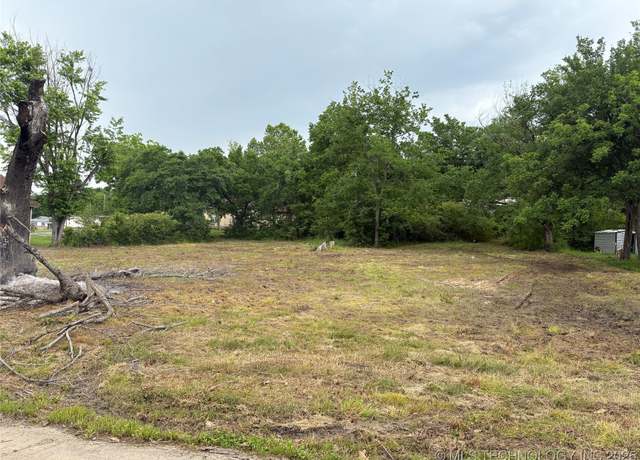 Property at 105 E Blair, Wilburton, OK 74578