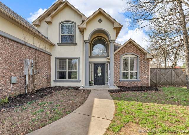 Property at 12916 E 181st St S, Bixby, OK 74008, 5 beds, 2.5 baths