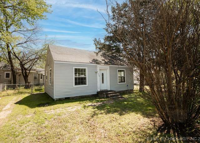 Property at 716 G NW, Ardmore, OK 73401, 2 beds, 1 bath