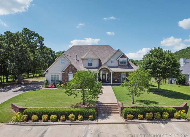 Property at 13614 W 42nd Pl, Sand Springs, OK 74063, 5 beds, 3 baths