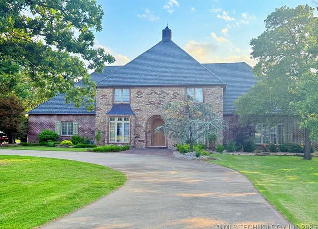 Property at 4224 S 69th WestAvenue, Tulsa, OK 74107, 5 beds, 5 baths