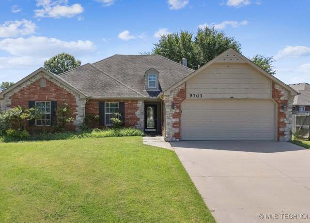 Property at 9703 N 98th EastAvenue, Owasso, OK 74055, 3 beds, 2 baths