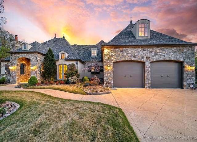 Property at 603 Fairway Dr, Broken Arrow, OK 74011, 4 beds, 4.5 baths