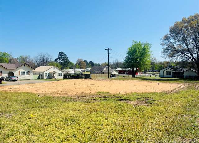 Property at 111 N 5th St, Eufaula, OK 74432