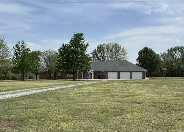 Property at 402325 W 2100 Rd, Bartlesville, OK 74006, 3 beds, 3 baths
