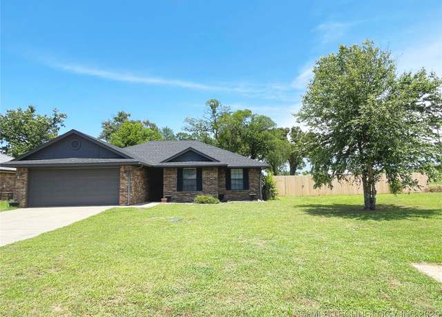 Property at 102 Northridge, Durant, OK 74701, 3 beds, 2 baths