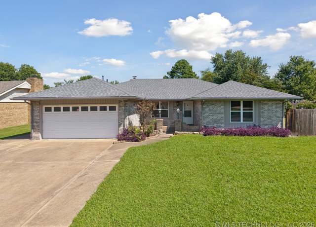 Property at 10745 E 29th St, Tulsa, OK 74129, 4 beds, 2 baths