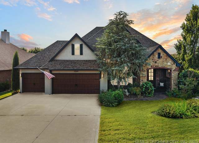 Property at 12564 S 71st EastAvenue, Bixby, OK 74008, 4 beds, 3.5 baths