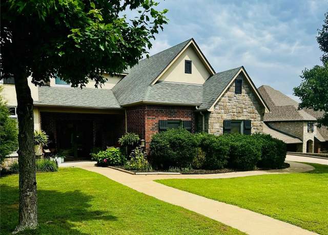 Property at 461 Cross Timbers Blvd, Sapulpa, OK 74066, 4 beds, 3 baths