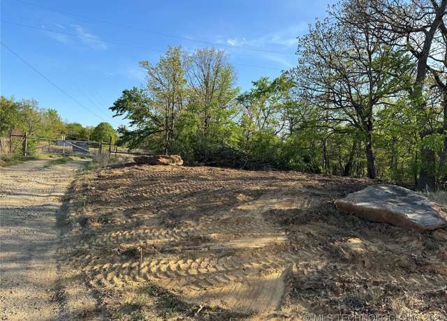Property at 3 W Cedar Ln, Sapulpa, OK 74066